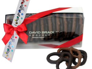 15oz Pretzel Gift Box - Congratulations