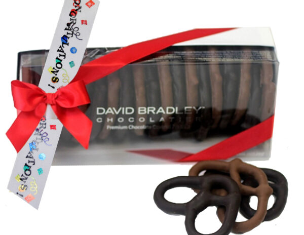 15oz Pretzel Gift Box - Congratulations