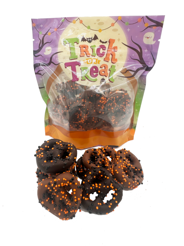 Trick or Treat Pretzels - Halloween