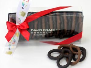 15oz Pretzel Gift Box - Happy Birthday